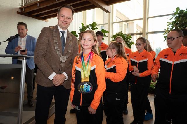 Eva met de wethouder